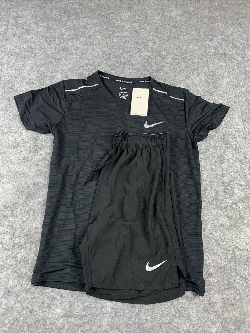 NWT Nike Miler Shirt Challenger Shorts Mens Medium Lavender Dri-FIT Running Set